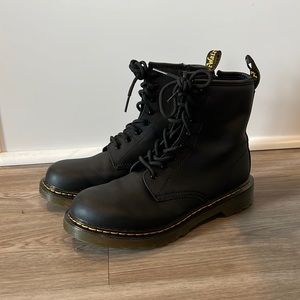 Dr martens 1460  NWOT Youth Boots